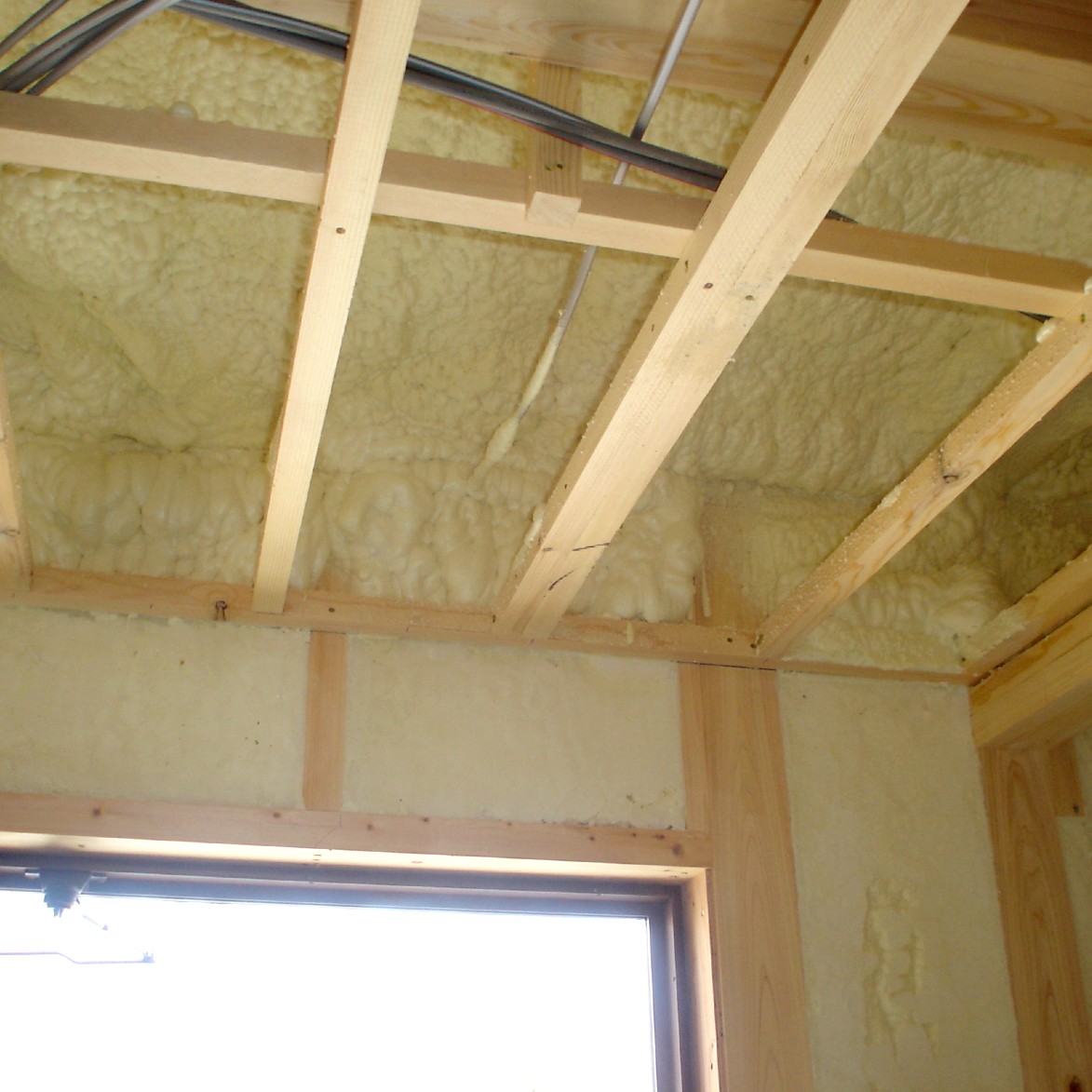 断熱材の種類 正南建設